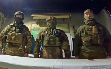 Десантники 137-го полка поздравили рязанцев с 23 февраля из зоны СВО 