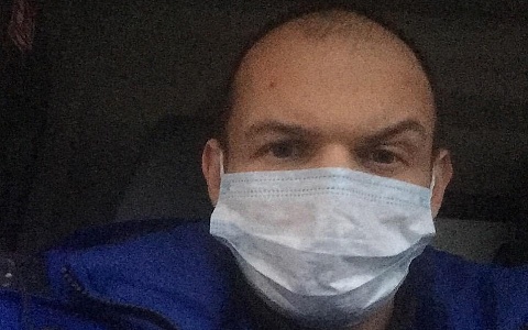 В Рязани врач застрявшей «скорой» шел через снег и 40 минут откачивал пациентку