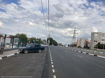 В Рязани завершили масштабный ремонт проезжей части трёх улиц - 62ИНФО В Рязани завершили масштабный ремонт проезжей части трёх улиц