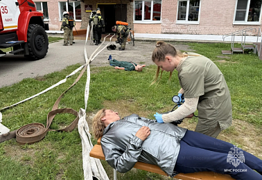 Перед 1 сентября в рязанских школах проходят пожарные учения