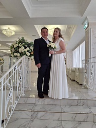 Лето любви: Рязанский ЗАГС показал фотосессии свадеб с июня по август