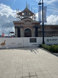 Жителям показали установку будущего павильона для библиотеки на Рязанской ВДНХ