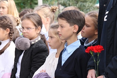 В Подвязье Рязанского района увековечили память героя спецоперации Алексея Фомина