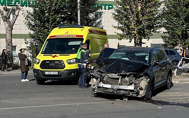  "Лоб бинтом заклеили": в Рязани в жестком ДТП на Высоковольтной пострадали люди