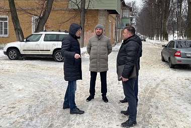 В Рязани решили отремонтировать тротуар у школы № 22