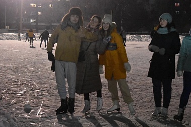 Рязанские студенты отпраздновали Татьянин день ночью на катке